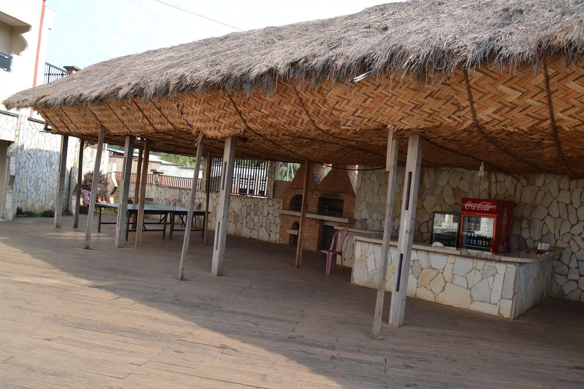 Mawa Hotel Bamenda Eksteriør billede